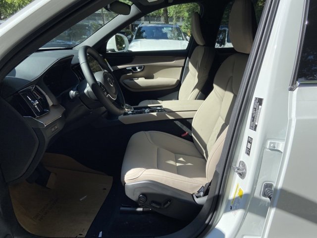 New 2026 Volvo XC90 T8 Plus image 12