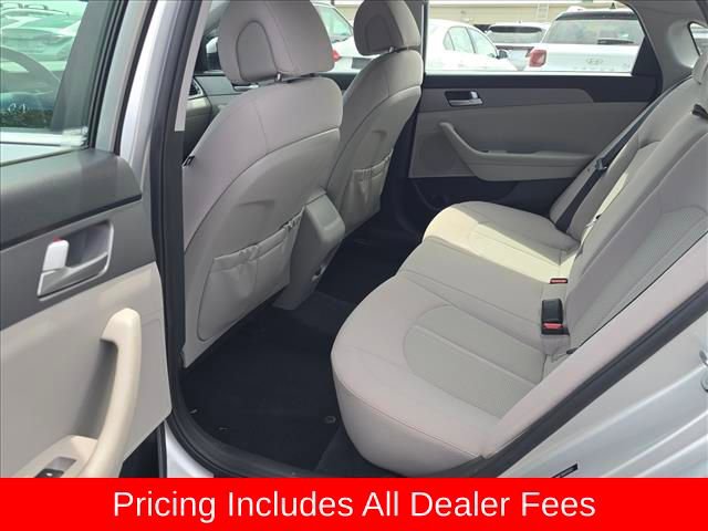 Used 2016 Hyundai Sonata SE FWD image 6