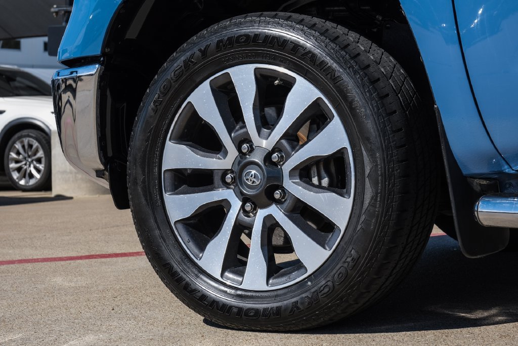 Used 2020 Toyota Tundra Limited RWD image 61