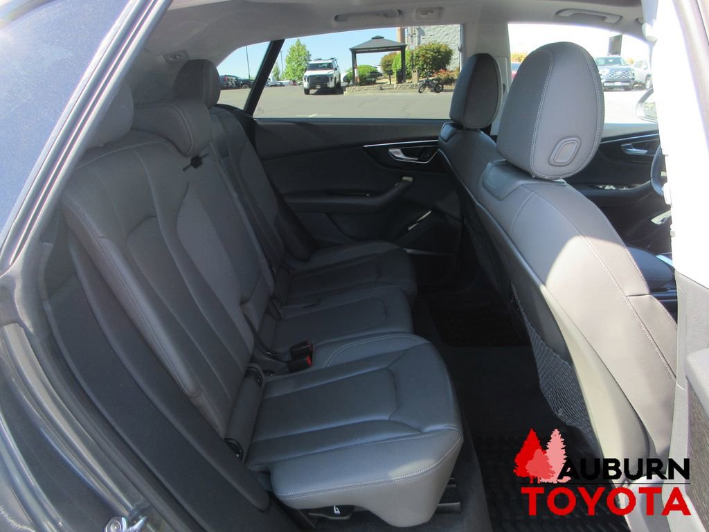 Used 2019 Audi Q8 Prestige image 13