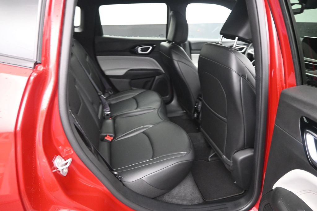 New 2026 Jeep Compass Limited AWD/4WD image 13