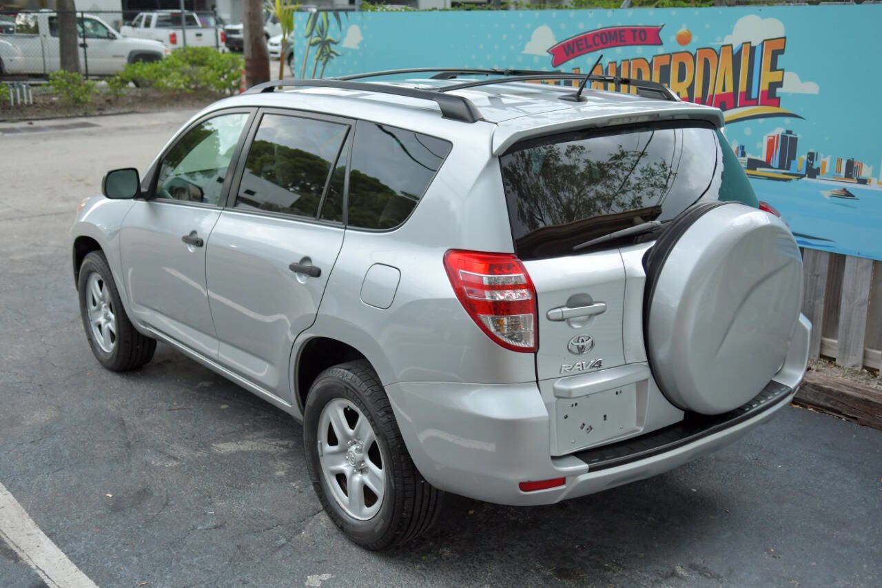 Used 2012 Toyota RAV4 FWD image 6