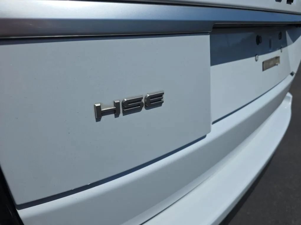 Used 2019 Land Rover Range Rover HSE AWD/4WD image 12