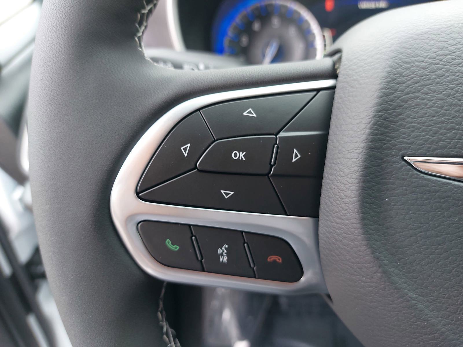 New 2026 Chrysler Pacifica Select FWD image 19