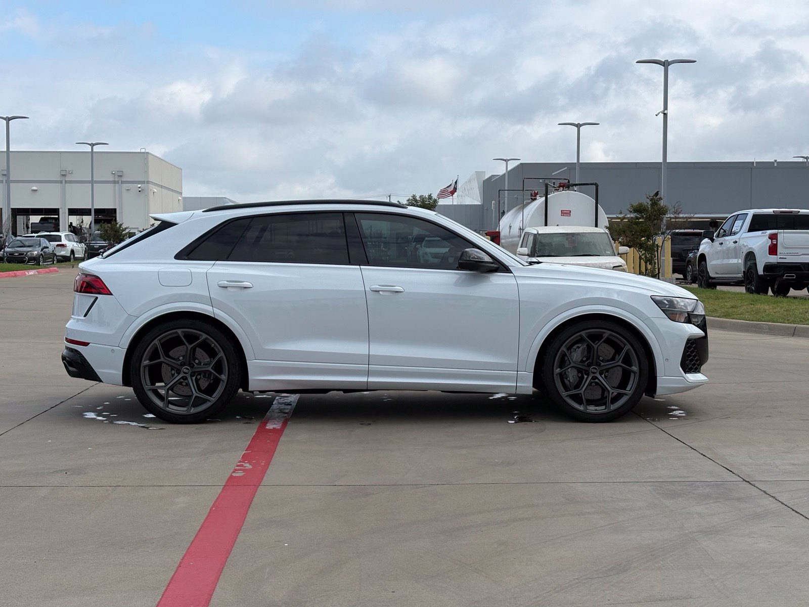 Used 2025 Audi RS Q8 performance w/ RS Design Package - Gray AWD/4WD image 8