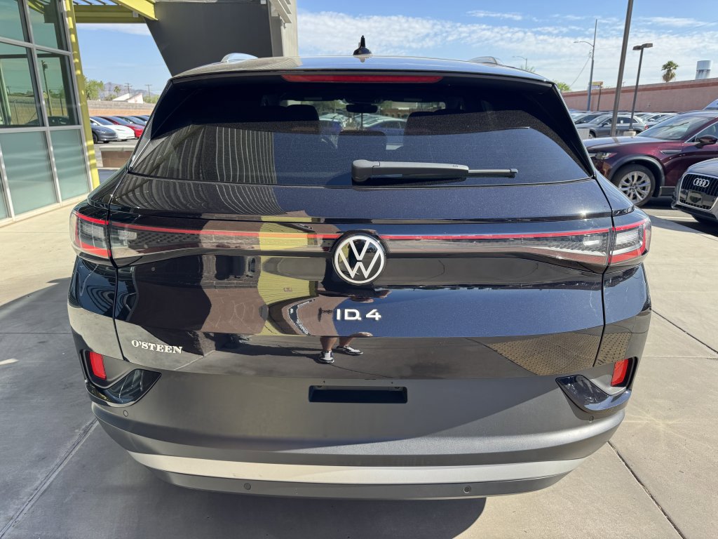 Used 2023 Volkswagen ID.4 Pro S Plus RWD image 13