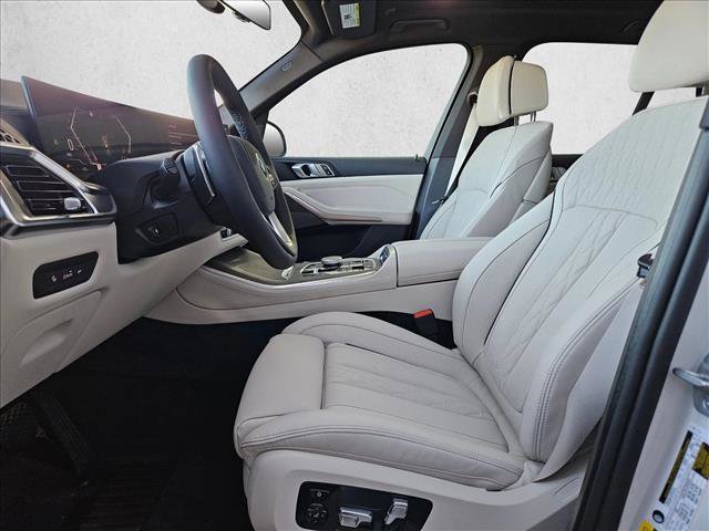 New 2026 BMW X5 xDrive50e AWD/4WD image 4