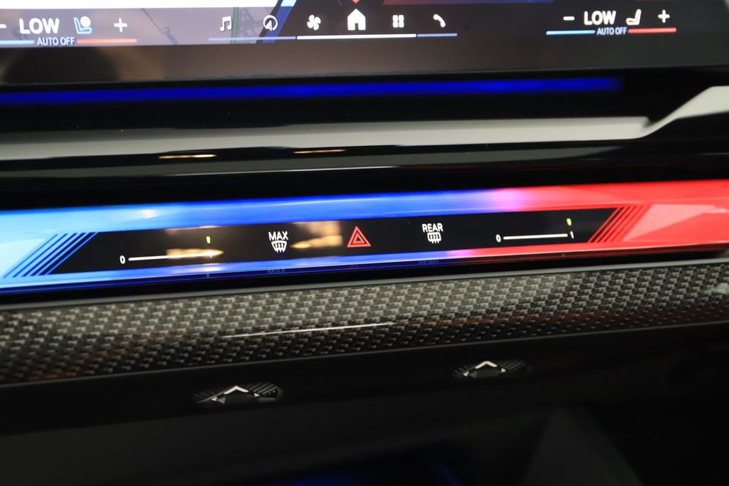 Used 2026 BMW M5 Touring AWD/4WD image 31