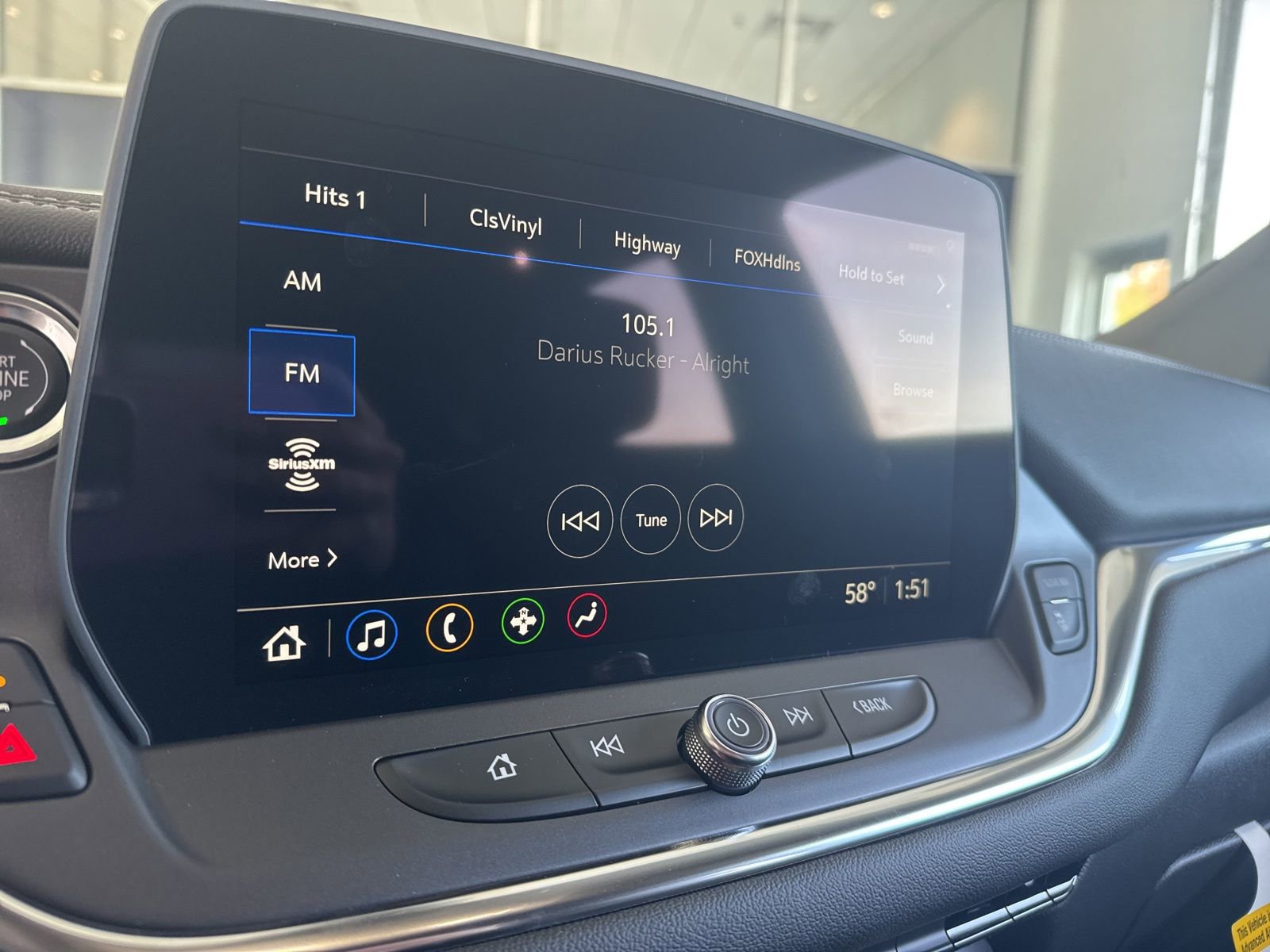 New 2026 Chevrolet Blazer LT w/ Midnight/Sport Edition FWD image 30