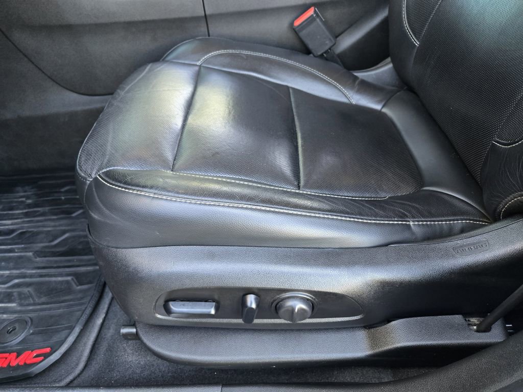 Used 2019 GMC Acadia SLT image 20