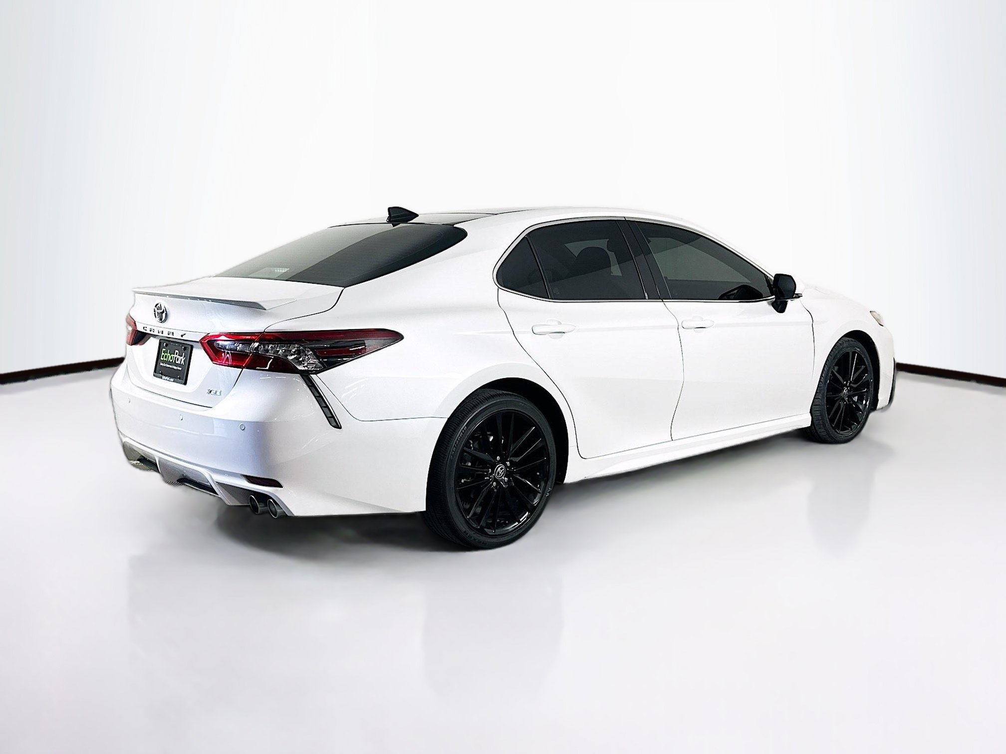 Used 2024 Toyota Camry XSE w/ Navigation Package FWD image 9