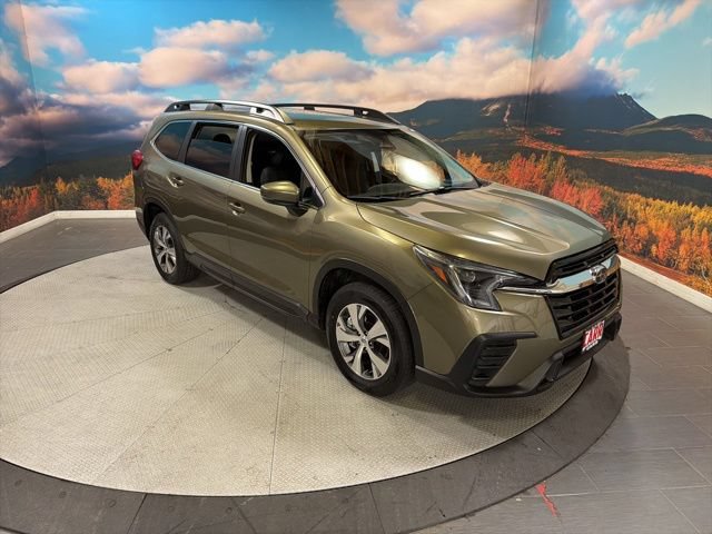 Used 2025 Subaru Ascent Premium AWD/4WD image 2