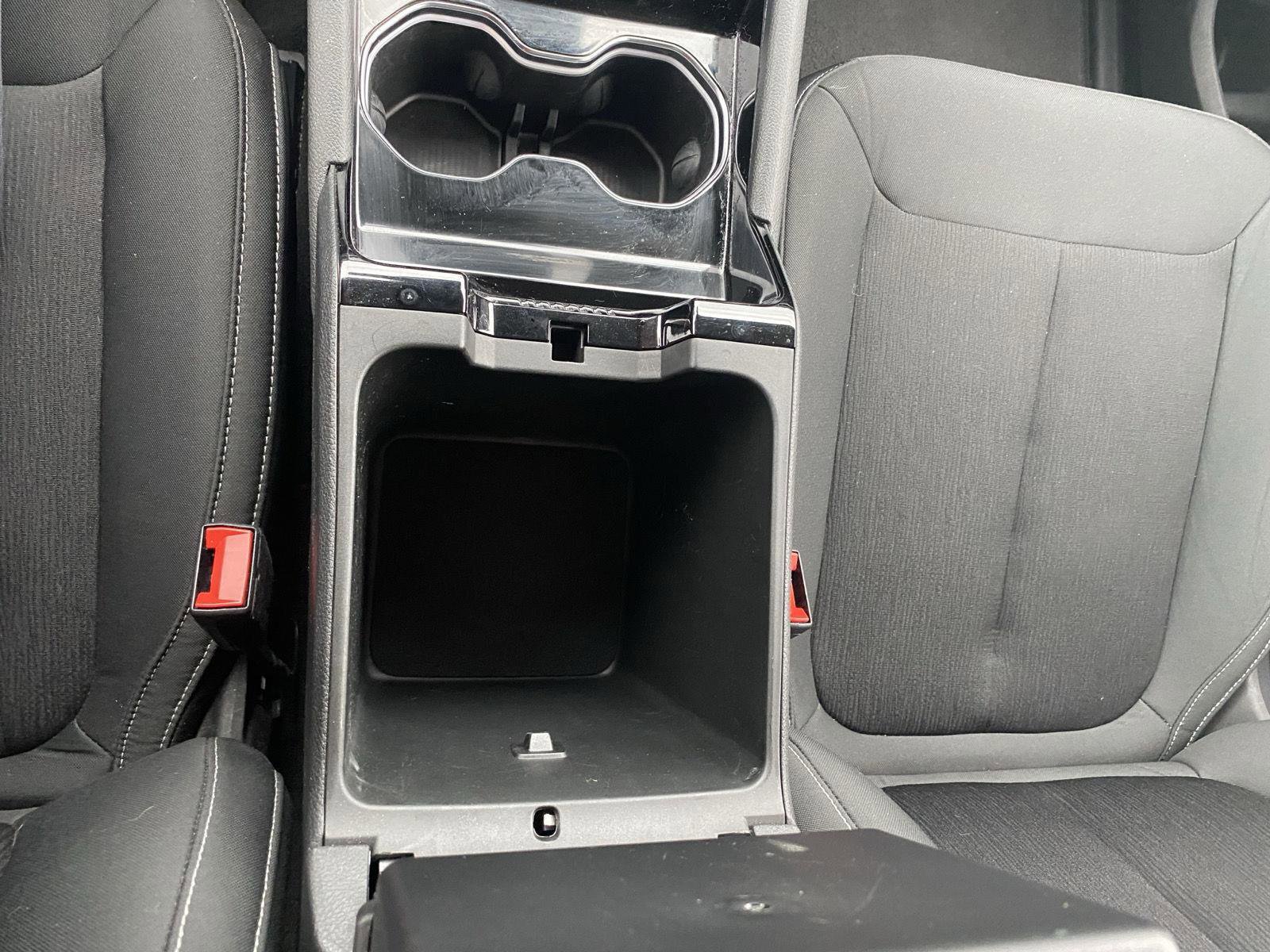 Used 2022 Jeep Grand Cherokee Laredo w/ Luxury Tech Group I image 25