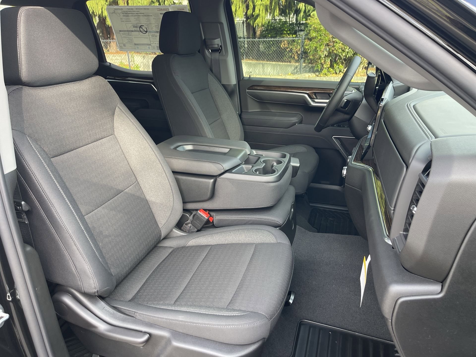 New 2026 GMC Sierra 1500 Elevation image 62