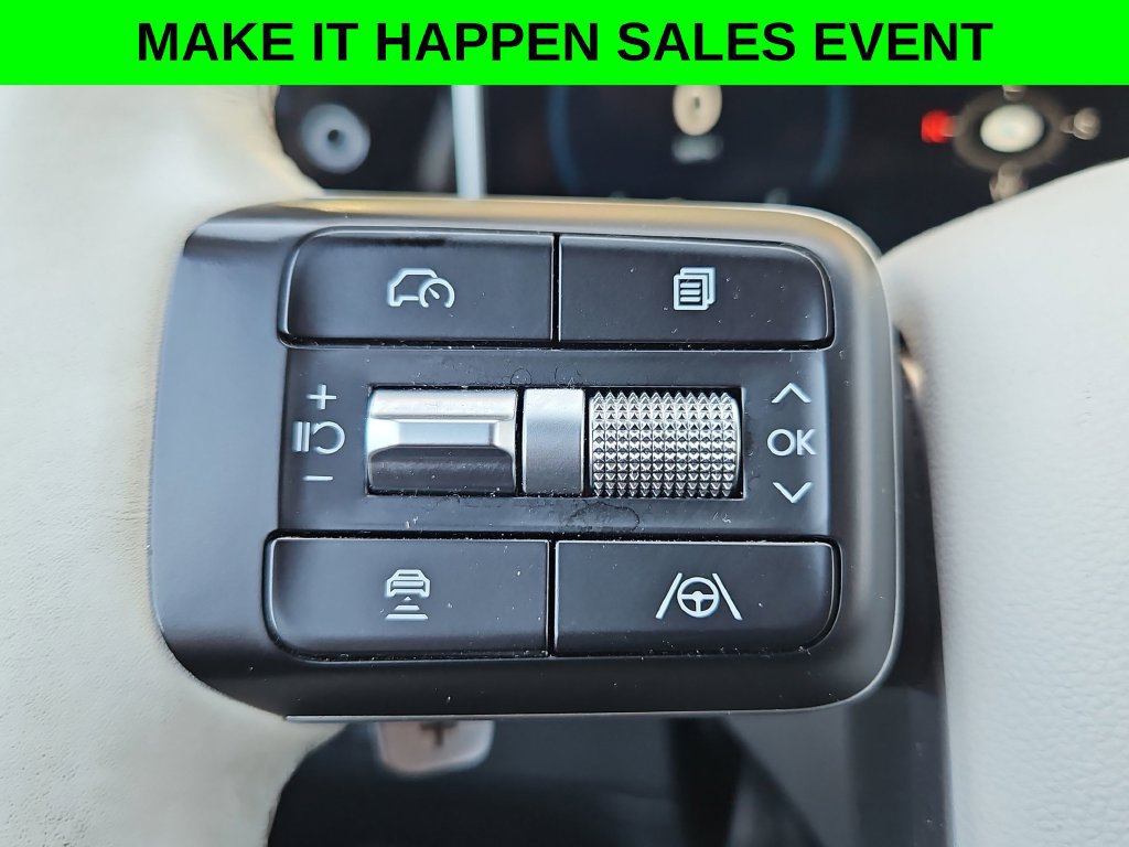 Used 2025 Hyundai Santa Fe Limited AWD/4WD image 23