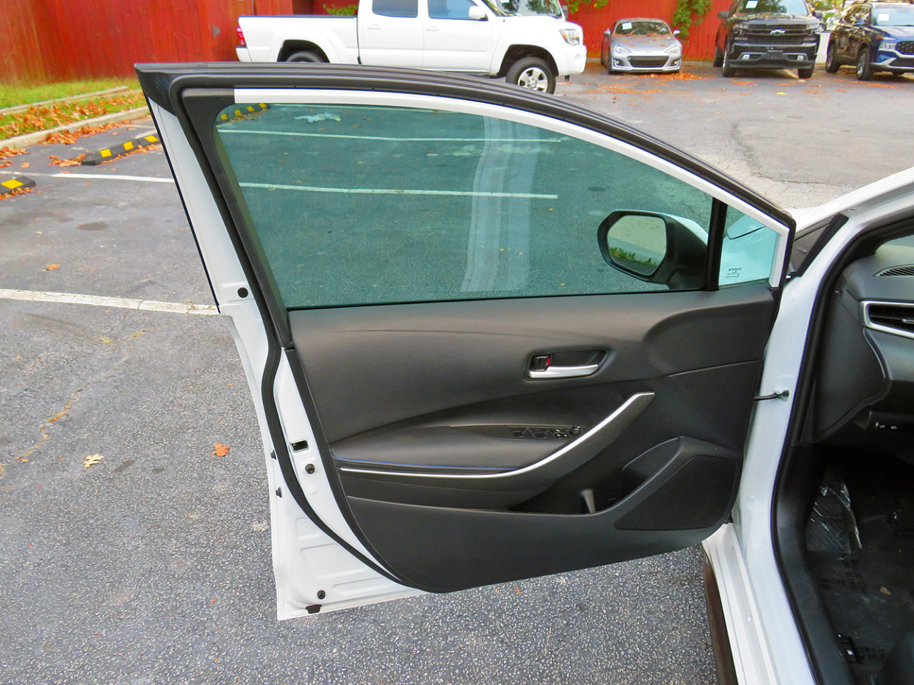 Used 2022 Toyota Corolla SE image 13