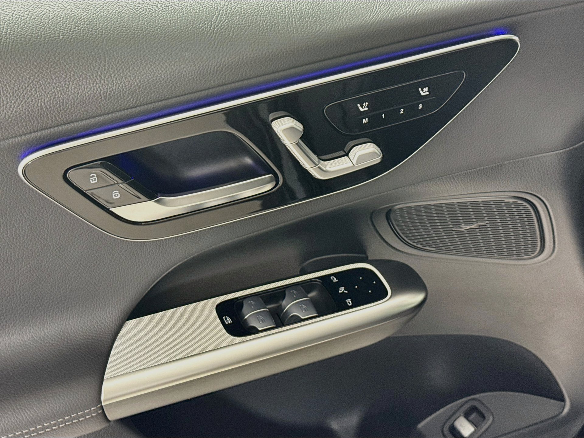 New 2027 Mercedes-Benz GLC 300 4MATIC image 19