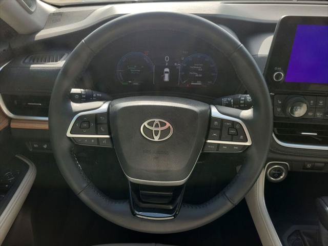 Certified 2025 Toyota Grand Highlander AWD Hybrid image 17