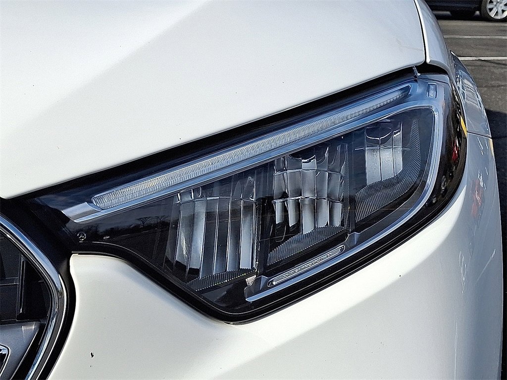 Used 2023 Mercedes-Benz GLC 300 4MATIC image 10