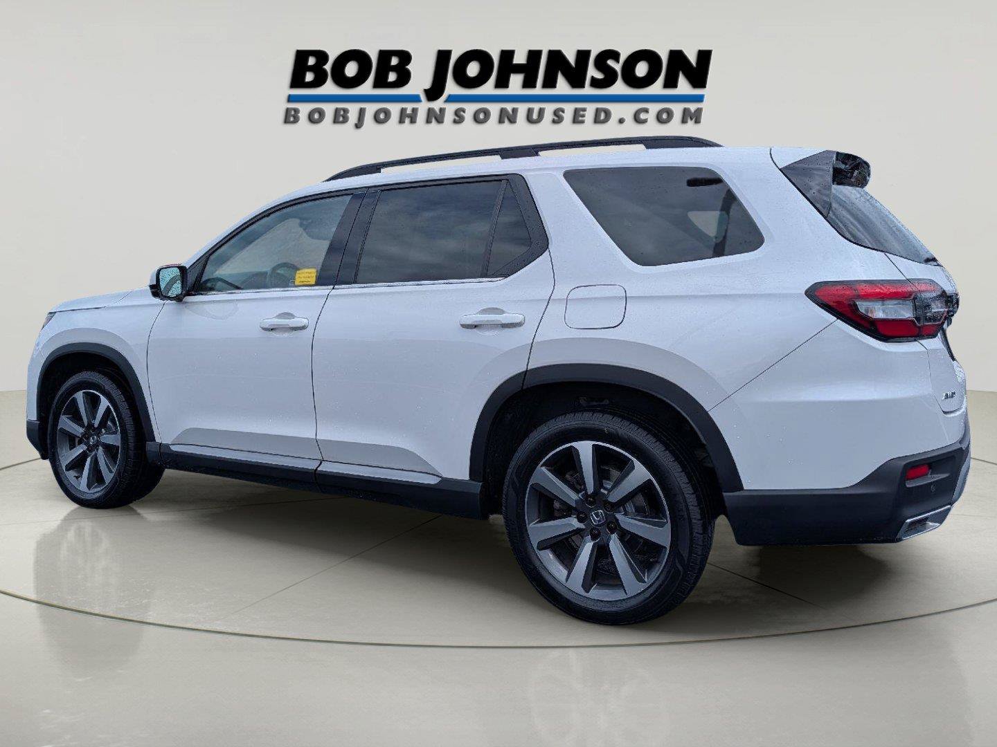 Used 2023 Honda Pilot Elite image 4