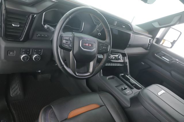 Used 2024 GMC Sierra 2500 AT4 w/ AT4 Premium Plus Package image 18