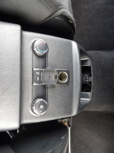 Certified 2019 Ford Explorer XLT w/ Equipment Group 201A FWD image 23