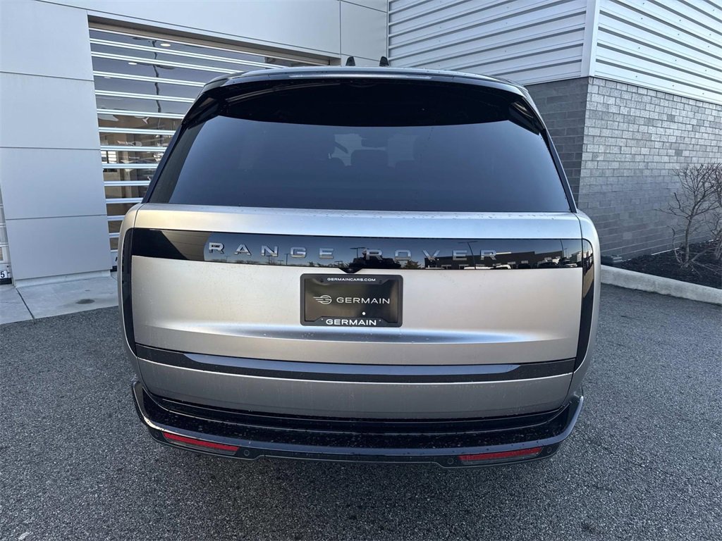New 2026 Land Rover Range Rover Long Wheelbase SE image 5