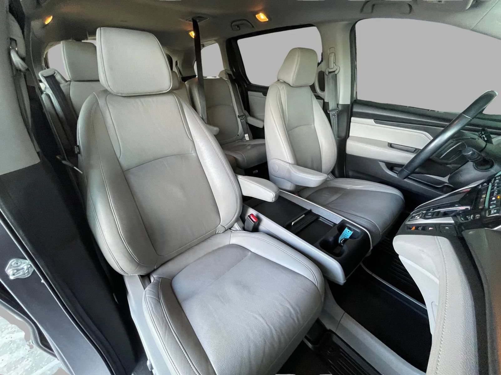 Used 2018 Honda Odyssey EX-L image 22