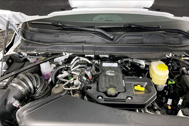 New 2026 RAM 2500 Laramie w/ Night Edition AWD/4WD image 2