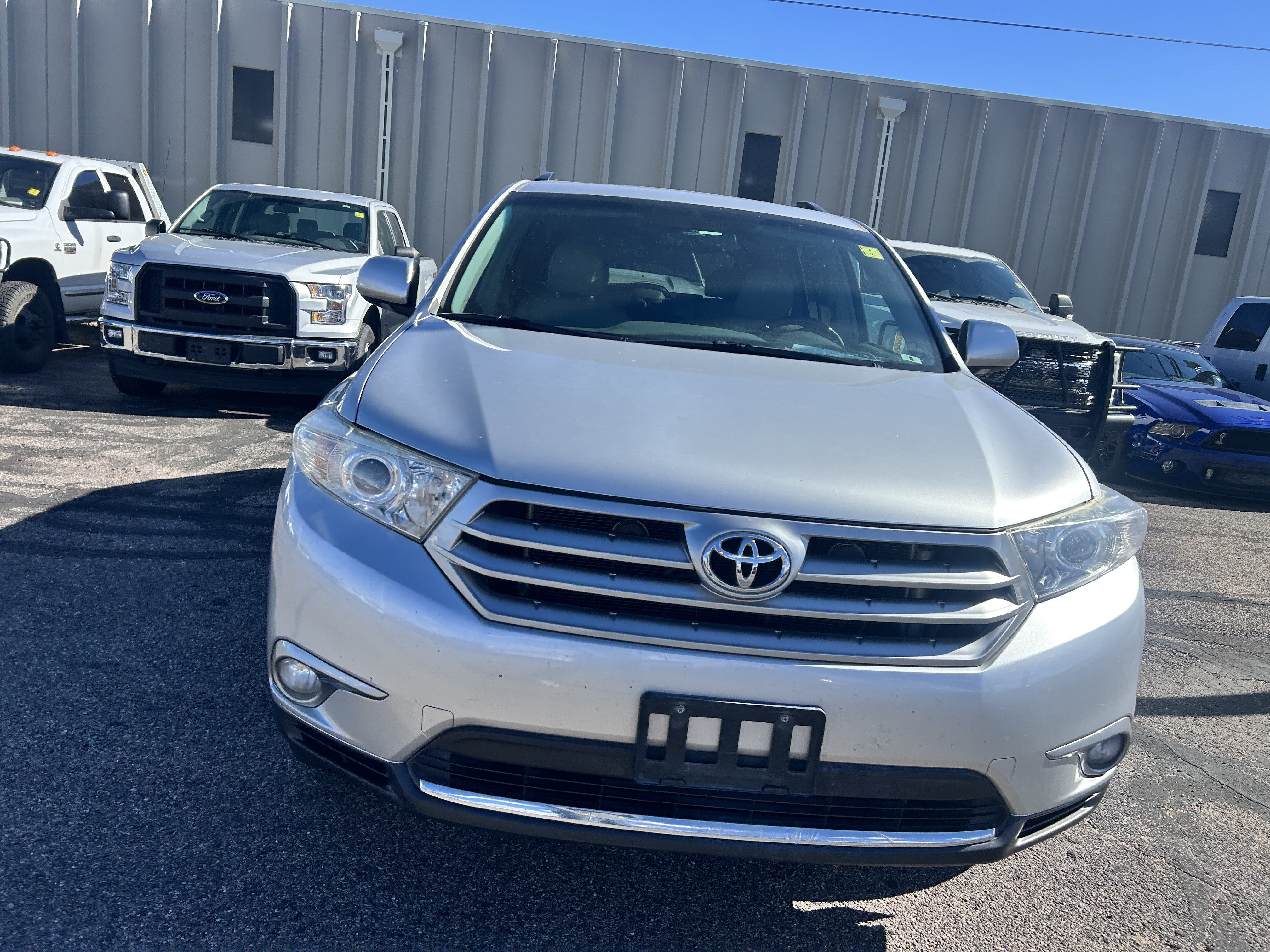Used 2013 Toyota Highlander Limited AWD/4WD image 8