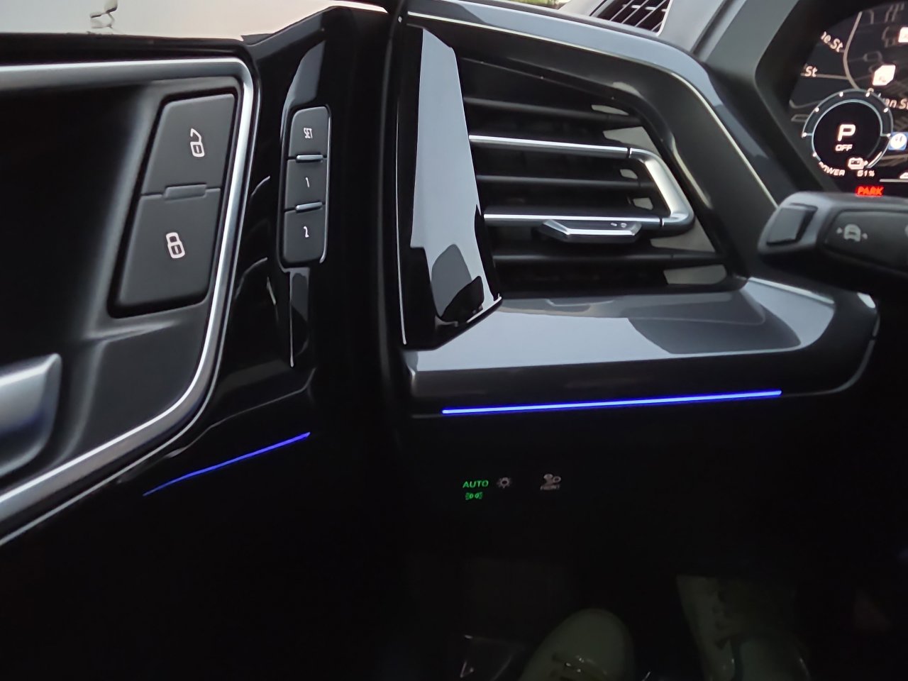 Used 2023 Audi Q4 e-tron Prestige w/ Black Optic Package image 89