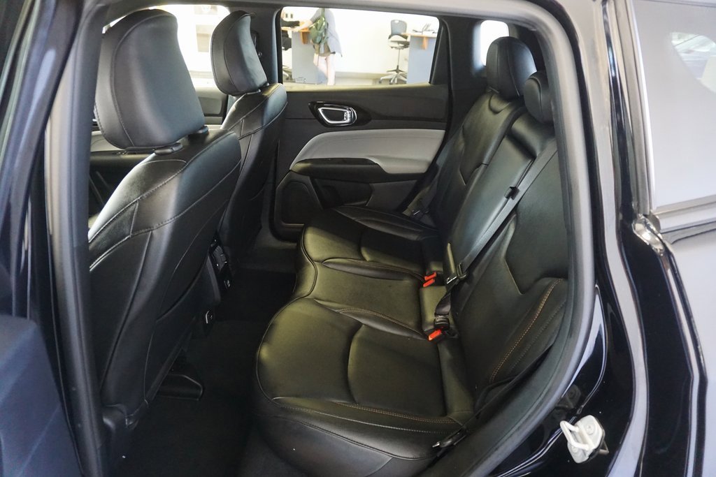 Used 2024 Jeep Compass Limited image 19