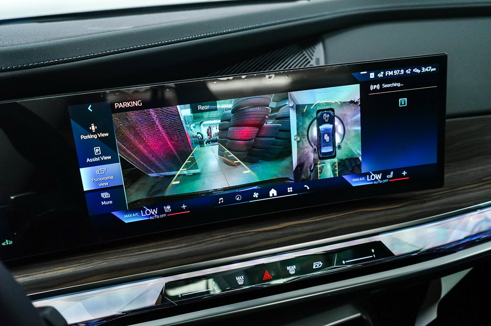 New 2026 BMW 760i xDrive w/ Executive Package AWD/4WD image 23