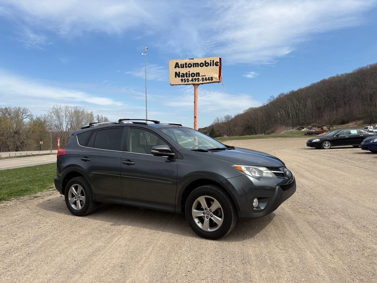 Used 2015 Toyota RAV4 XLE AWD/4WD image 1