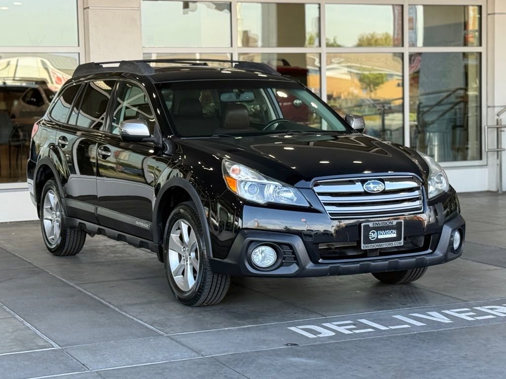 Used 2013 Subaru Outback 2.5i Limited w/ Special Appearance Pkg image 6