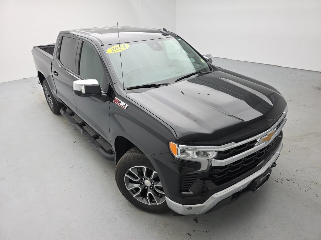 Used 2024 Chevrolet Silverado 1500 LT w/ True North Edition Plus AWD/4WD image 2
