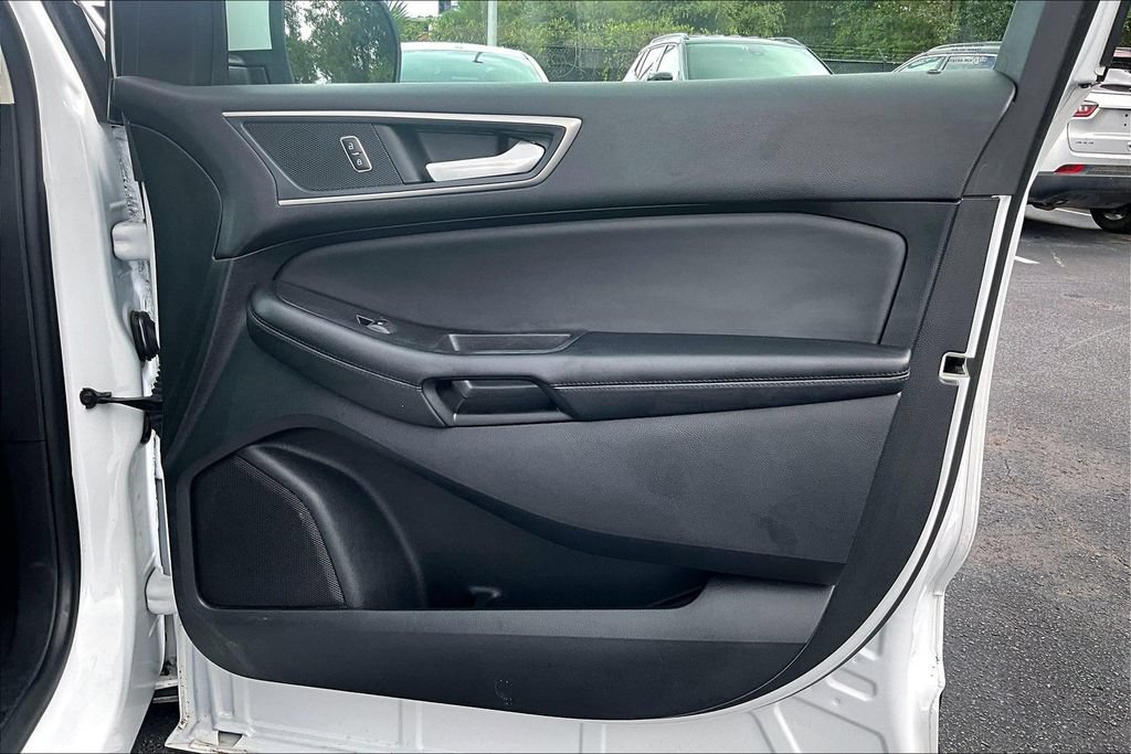 Used 2024 Ford Edge SEL AWD/4WD image 28