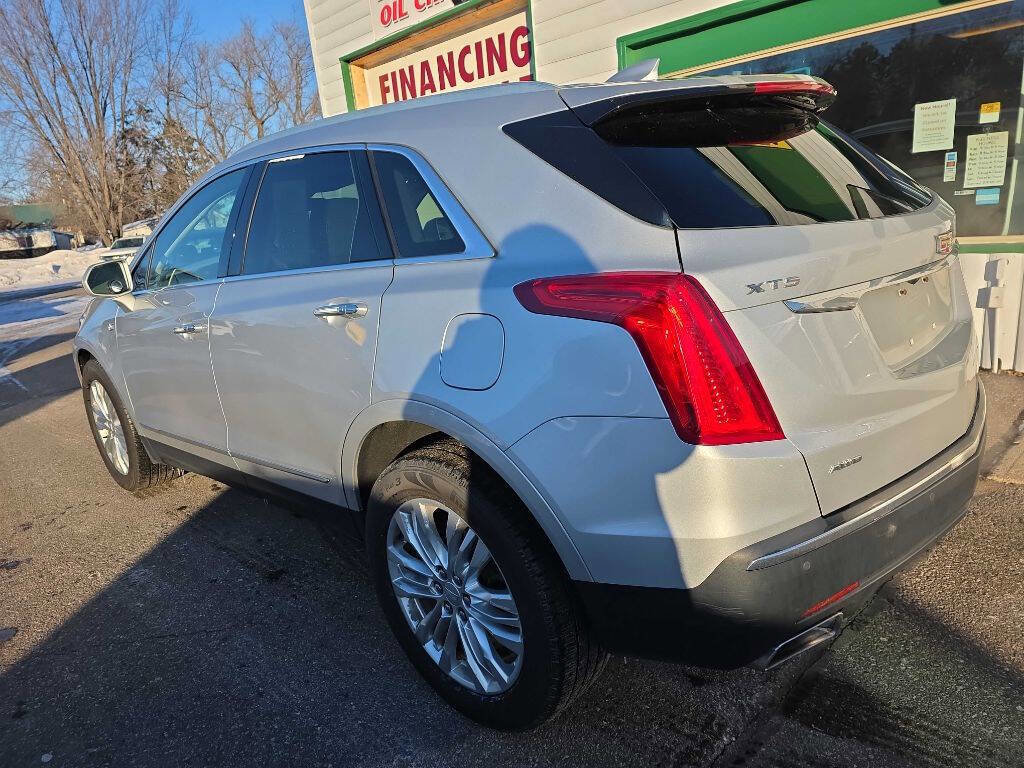 Used 2017 Cadillac XT5 Premium Luxury image 2