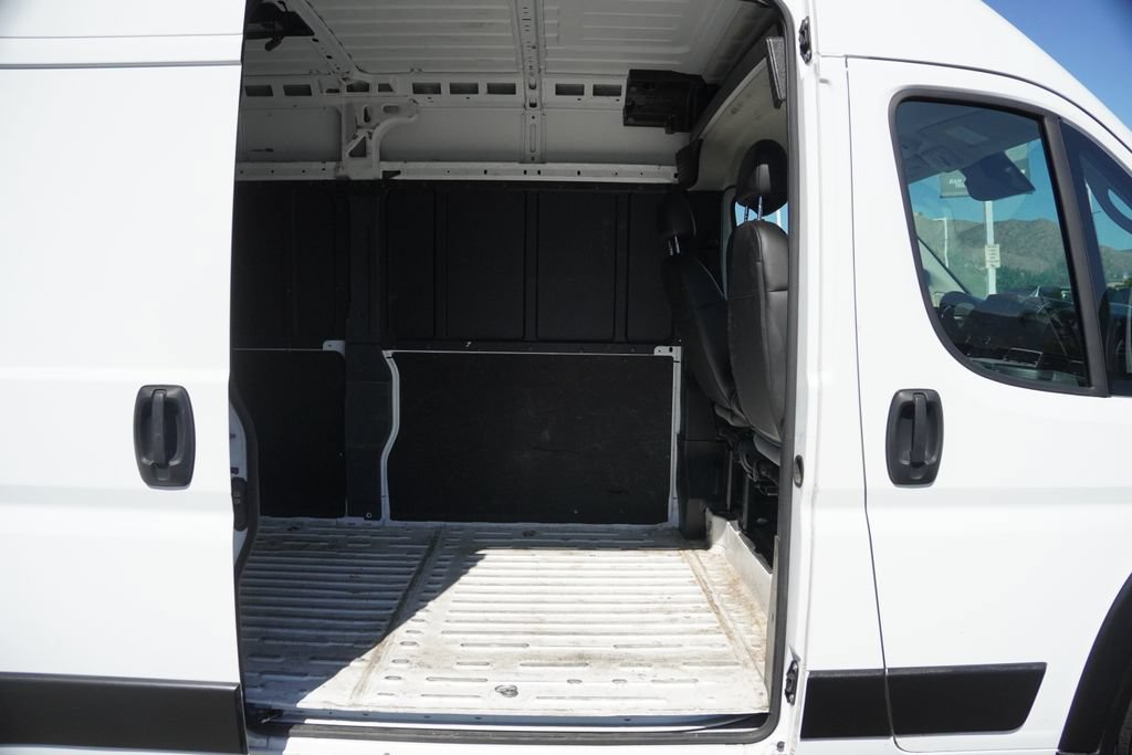 Used 2024 RAM ProMaster 2500 w/ Convenience Group FWD image 28