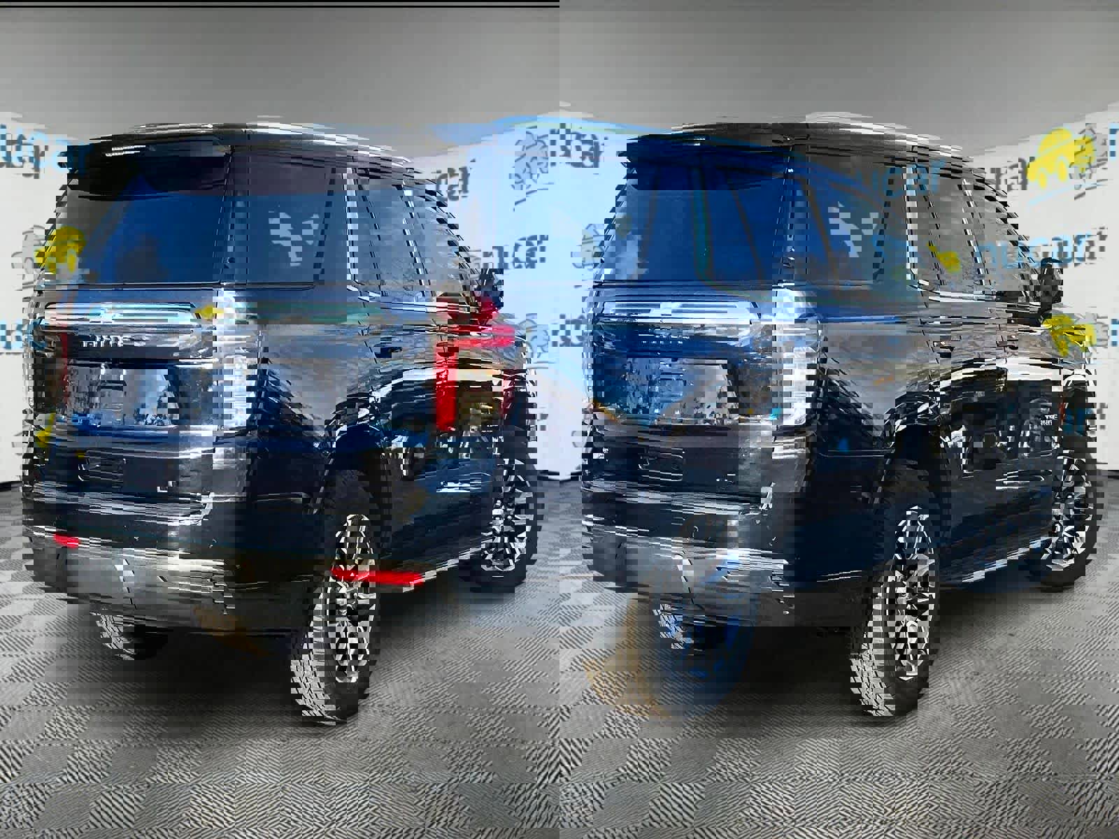 Used 2022 Chevrolet Tahoe LT w/ LT Signature Plus Package image 6