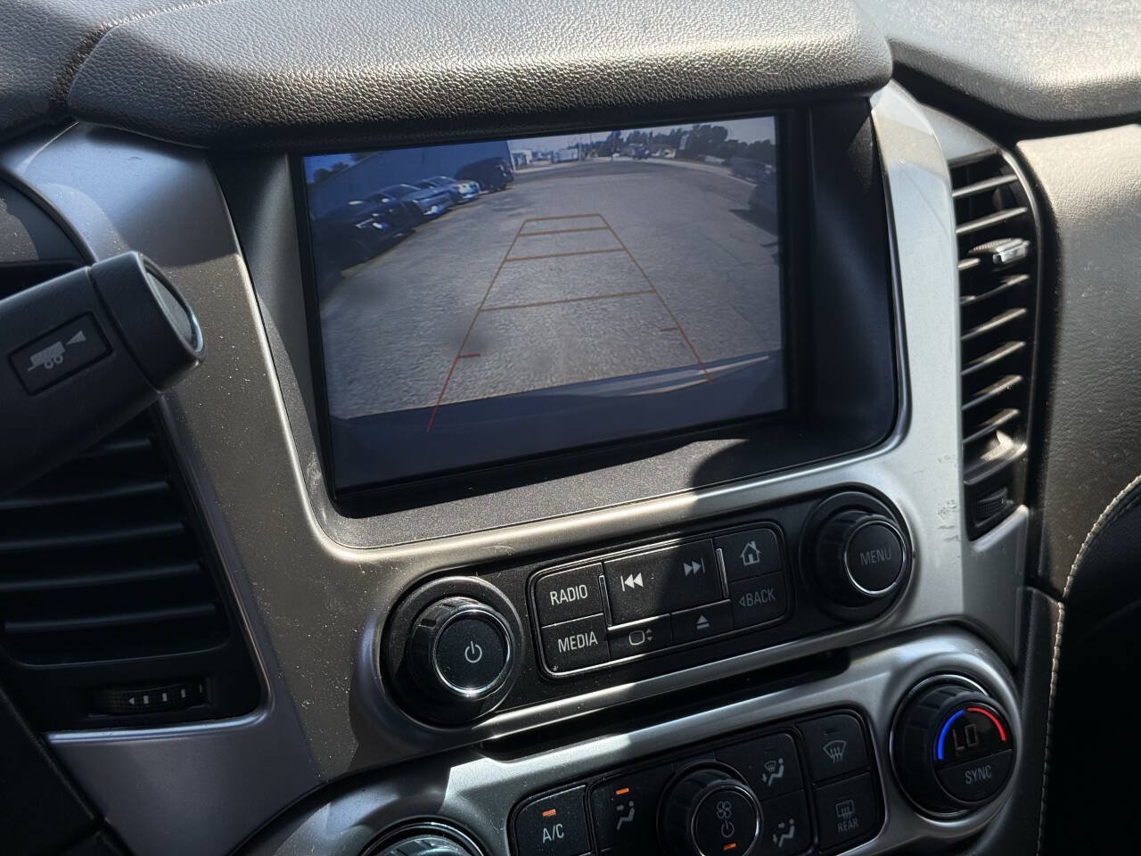 Used 2019 Chevrolet Tahoe 4WD image 23