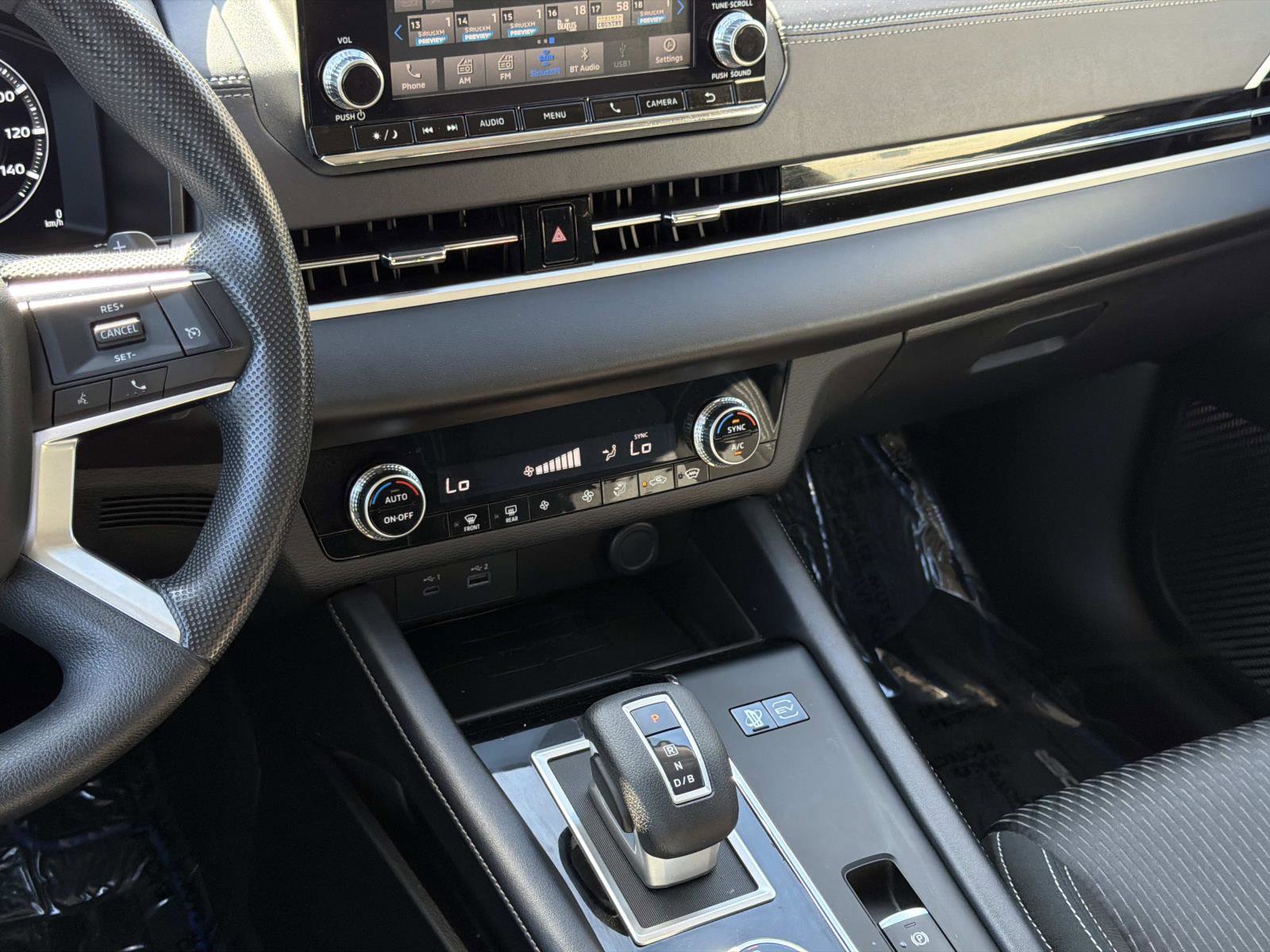Used 2023 Mitsubishi Outlander ES image 10