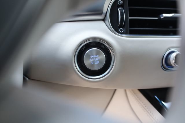 Used 2020 Genesis G90 3.3T Premium image 31