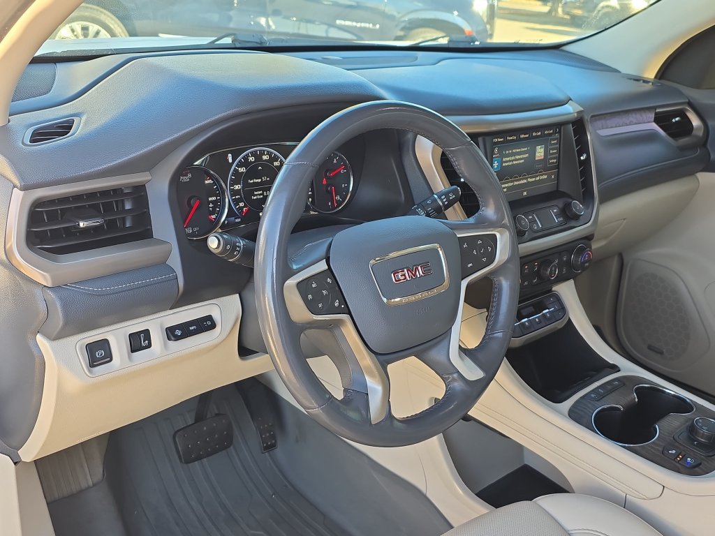 Used 2021 GMC Acadia Denali w/ Denali Technology Package FWD image 22