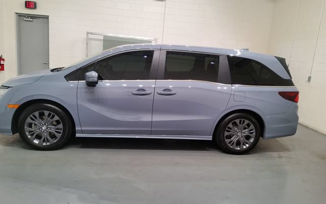 Certified 2026 Honda Odyssey Touring image 4