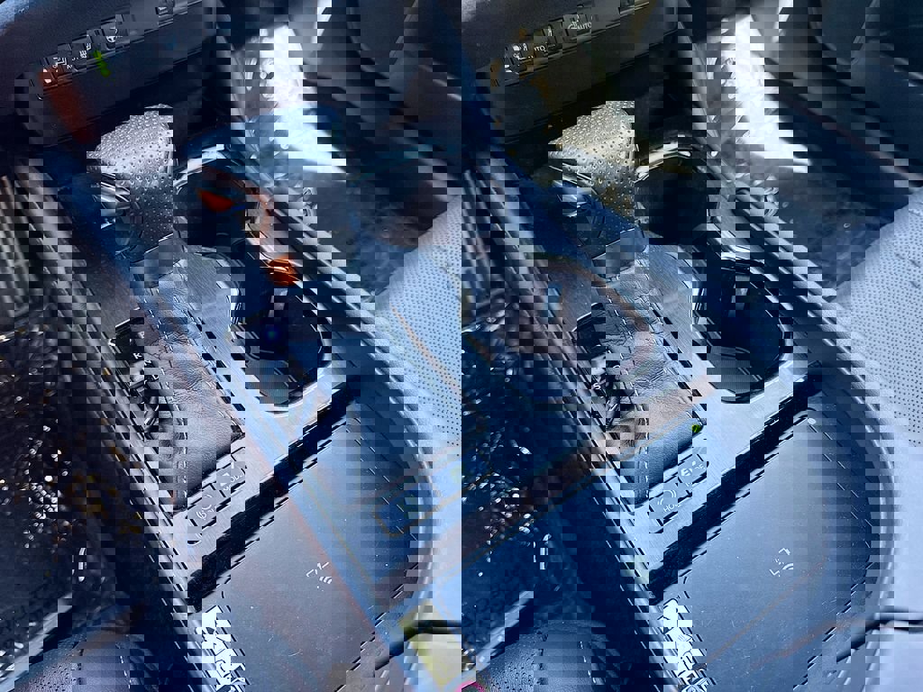 Used 2023 Lexus ES 300h F Sport image 30