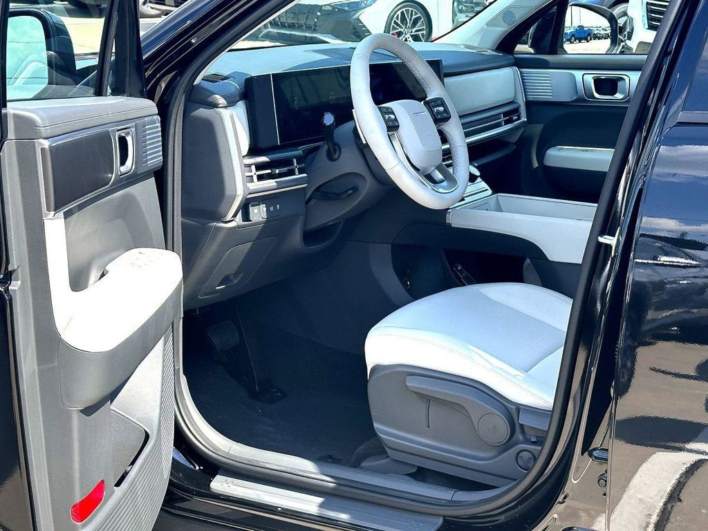 New 2026 Hyundai Santa Fe SE FWD image 11