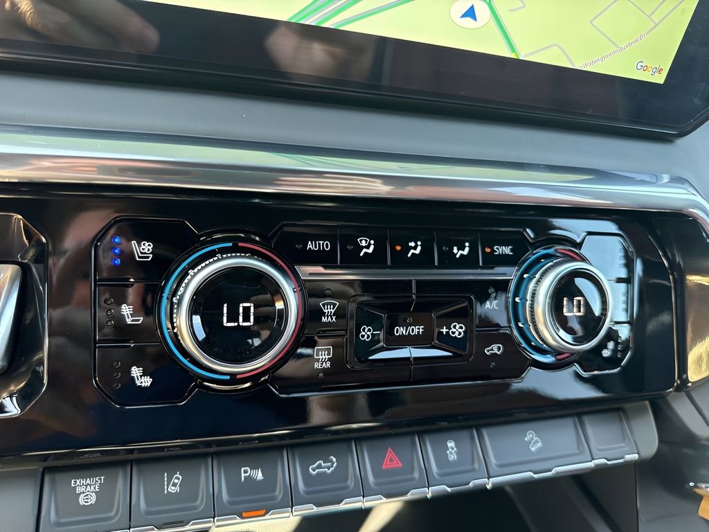 New 2026 GMC Sierra 2500 Denali Ultimate AWD/4WD image 23