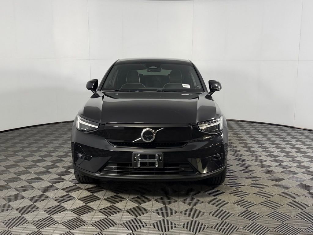 Used 2023 Volvo C40 P8 Recharge Ultimate image 11