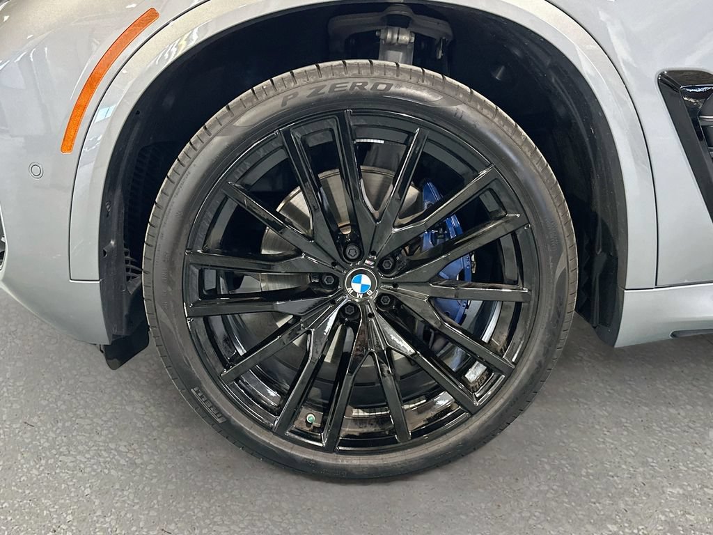 Used 2026 BMW X5 xDrive40i w/ M Sport Package AWD/4WD image 33